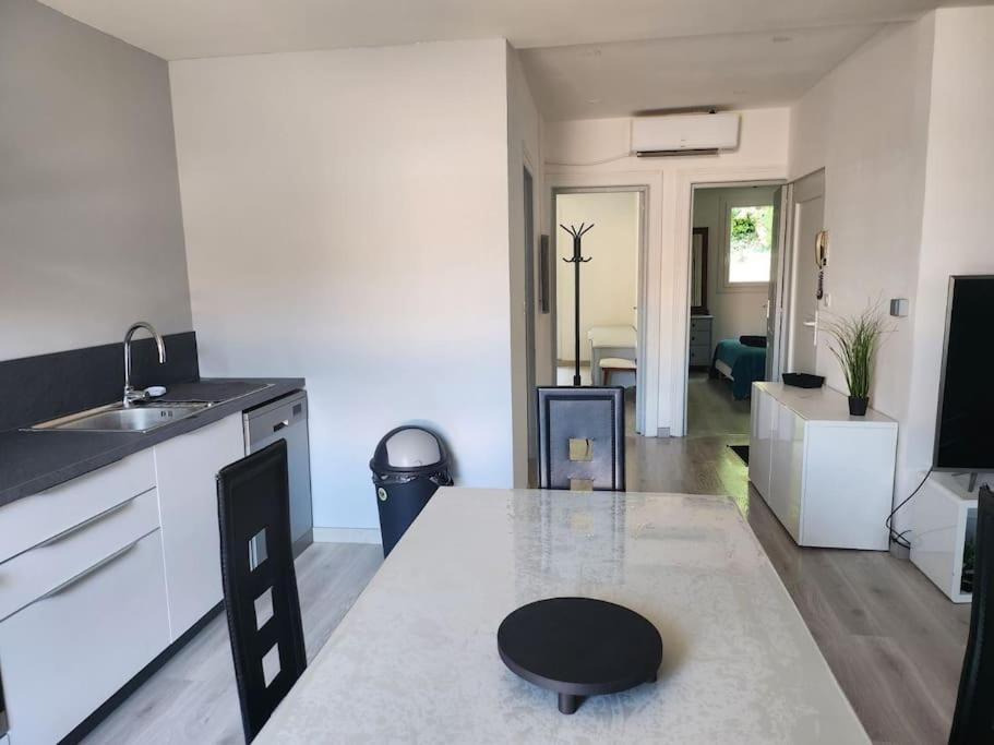 Clermont-lʼHérault Appartement Sandonato מראה חיצוני תמונה